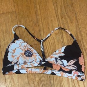 Floral Roxy bikini 🌸